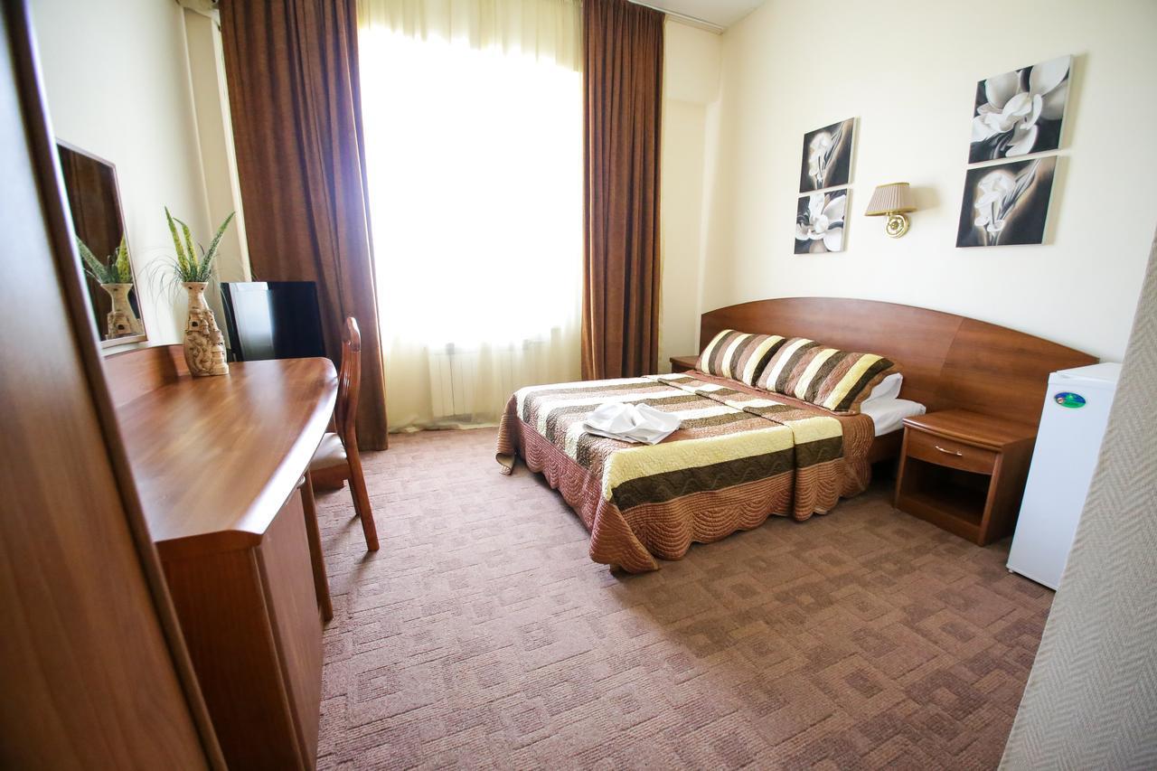 Victoria Palace Atyrau Luaran gambar